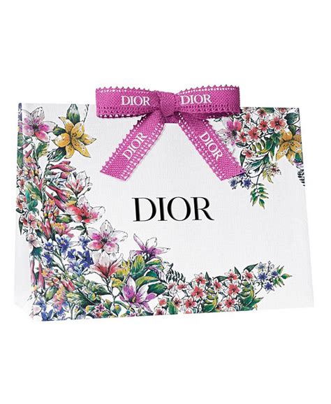 dior gift with purchase bag|dior complimentary gift wrapping.